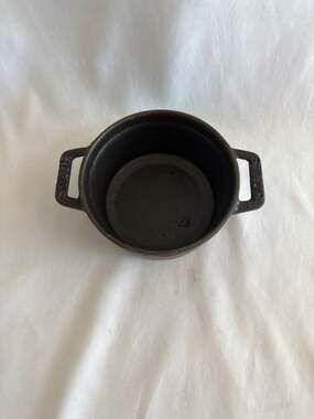 Staub 10cm Mini Cast Iron Round Cocotte Dutch Oven without Lid